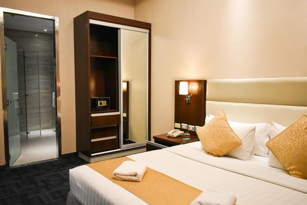 Mg Grand Hotel Olongapo Esterno foto