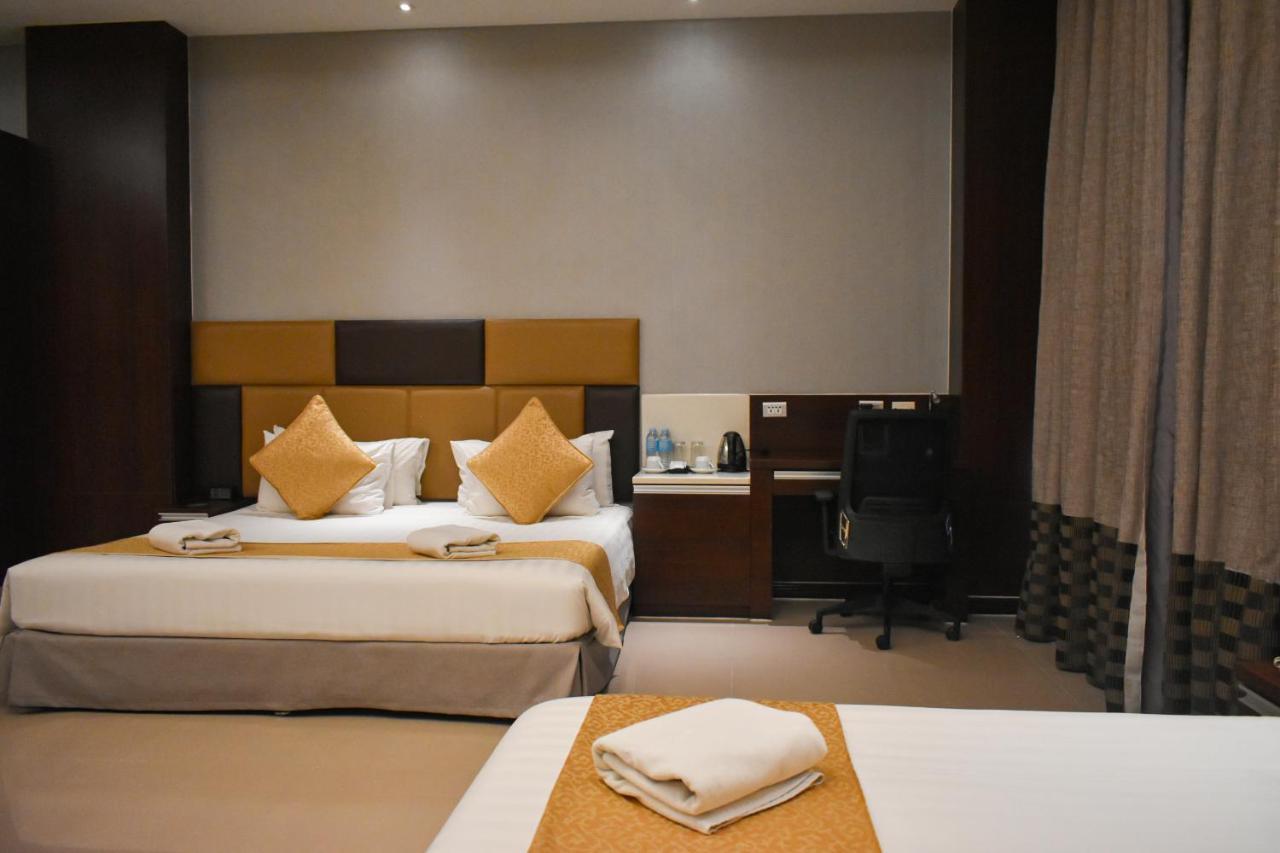 Mg Grand Hotel Olongapo Esterno foto