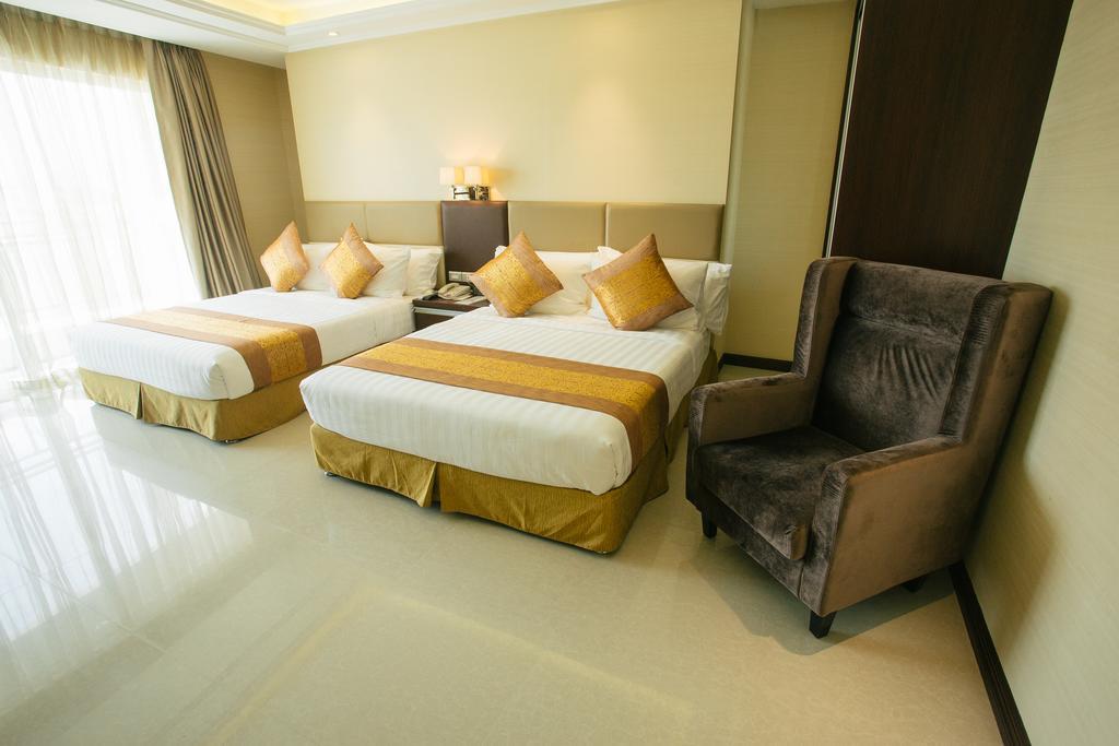 Mg Grand Hotel Olongapo Esterno foto
